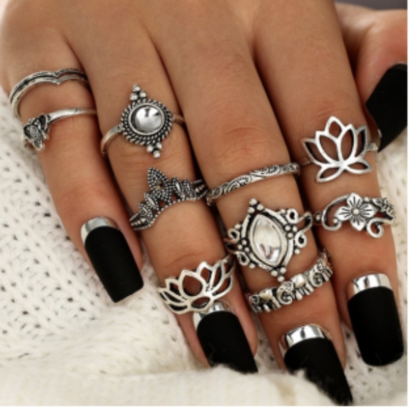 Jewelry - 10PC LOTUS FLOWER RING SET